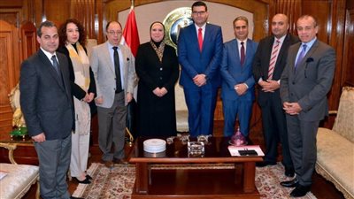 نيفين جامع تبحث مع وزير الزراعة اللبناني سبل تيسير حركة التبادل التجارى بين البلدين