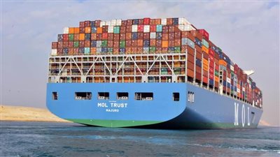 ربيع: قناة السويس تحقق أعلى إيراد سنوي في تاريخها 6.3 مليار دولار