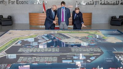 رئيس اقتصادية قناة السويس: المنطقة مؤهلة لتكون مركزا عالميا لصناعات الهيدروجين الأخضر