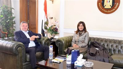 وزيرا قطاع الأعمال والهجرة يبحثان التعاون والاستعداد للنسخة السادسة من مؤتمر 