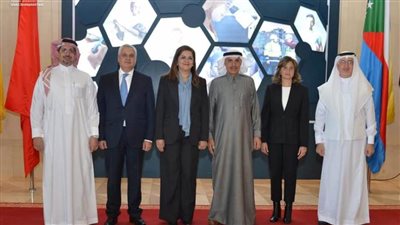 وزيرة التخطيط تبحث مع رئيس مجموعة البنك الاسلامي سبل تعزيز التعاون في الاقتصاد الاخضر