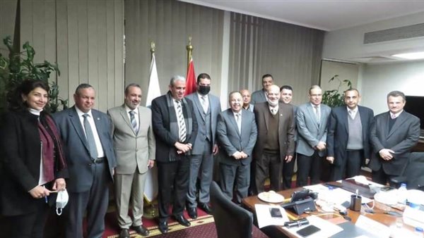 اجتماع وزير المالية