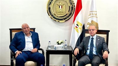 محمد فريد: ندرس أنظمة الاستثمار المناسبة لطرح مشروعات جديدة في مطروح