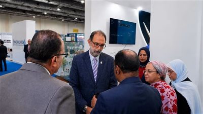 رئيس هيئة سلامة الغذاء يفتتح جناح المكملات الغذائية في «Pharmaconex 2026» ويؤكد دعم نمو القطاع