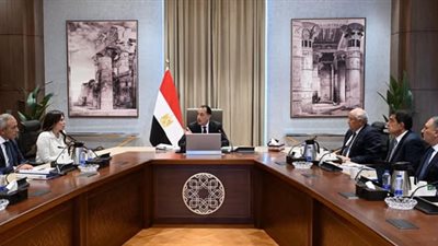 مدبولي يتابع خطة تطوير الساحل الشمالي الغربي وتعظيم الفرص الاستثمارية