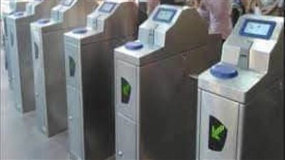 التشغيل الفعلى لبوابات السكة الحديد الإلكترونية بـ4 محطات