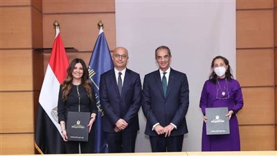 الاتصالات توقع مذكرتي تفاهم مع مايكروسوفت لبناء القدرات الرقمية للمواطنين بقرى مبادرة 