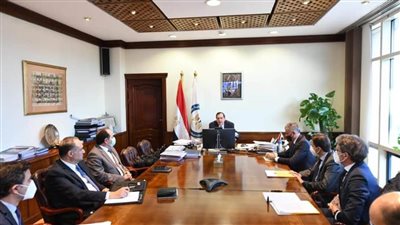 وزير البترول يبحث مع شركة إيني ضخ استثمارات جديدة فى مناطق خليج السويس ودلتا النيل