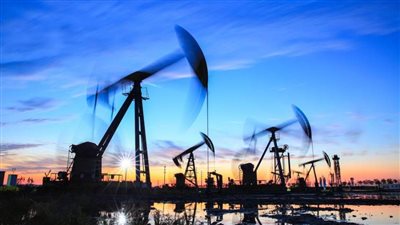 أسعار النفط تصل إلى 118.80 دولارا للبرميل ليسجل أعلى مستوى له منذ عام 2008