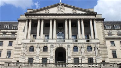 تقرير: البنوك المركزية تركز على التضخم مع توقعات باستمرار النمو رغم حرب روسيا وأوكرانيا