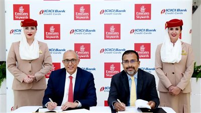 بنك ICICI وسكاي واردز طيران الإمارات يطلقان بطاقة ائتمان مشتركة