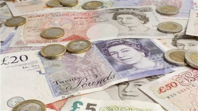 استقرار الجنيه الإسترليني مقابل الدولار بعد تحركات معدل الفائدة