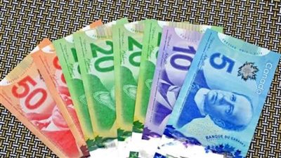 تقرير: انفصال الدولار الكندي عن النفط يزيد مشكلات التضخم في بنك كندا