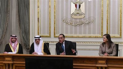 الحكومة: جذب استثمارات بقيمة 10 مليارات دولار