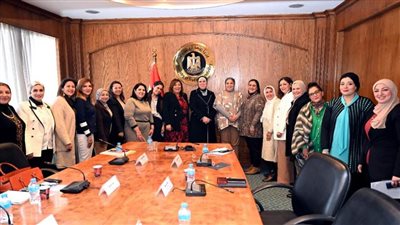 وزيرة التجارة: دور رئيسي لسيدات الأعمال في تحقيق معدلات النمو الاقتصادي وزيادة الصادرات 