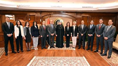 تضم 9 أعضاء جدد.. وزيرة التجارة تشهد القسم القانوني لدفعة جديدة من الملحقين التجاريين