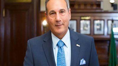 رئيس بنك مصر: استمرار العمل بفروع البنك في لبنان عقب إعلان الإفلاس