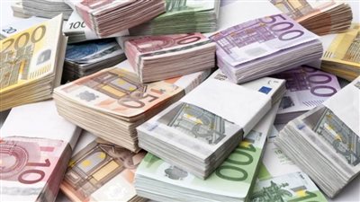 انخفاض أسعار اليورو أمام الجنيه في تعاملات اليوم الثلاثاء 5-4-2022