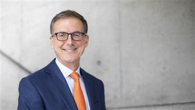 تعيين محافظ بنك كندا رئيسا لمجموعة المحافظين المشرفين على لجنة بازل للرقابة المصرفية