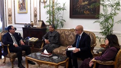 رئيس الوزراء يلتقي المستثمر الإماراتي محمد العبار لبحث فرص التوسع في الاستثمارات بمصر