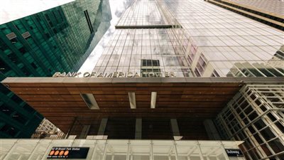 بنك أوف أمريكا يعلن تراجع أرباحه للأشهر الثلاثة الأولى من 2022