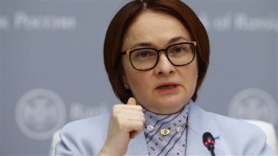 محافظ البنك المركزي الروسي: نبحث في تعديل ضوابط تداول العملات الأجنبية