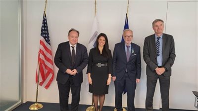 المشاط تبحث مع رئيس بنك الاستثمار الأوروبي تعزيز التعاون وتكرار التجارب التنموية