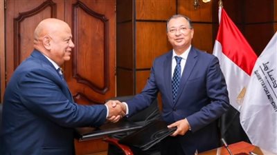 البنك الأهلي المصري يوقع بروتوكول تعاون مع هيئة ميناء دمياط لتوفير حلول رقمية لمدفوعات عملاء الهيئة