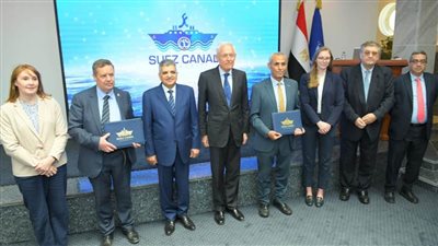 توقيع مذكرة تعاون بين هيئة قناة السويس وغرفة الملاحة الدولية 