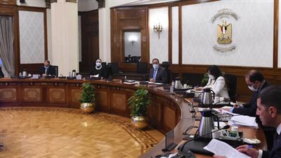 رئيس الوزراء يتابع خطوات إقرار إعفاءات ضريبية ومنح المزيد من الحوافز للمشروعات الصناعية