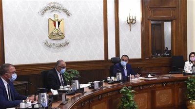 بحضور محافظ البنك المركزي..رئيس الوزراء يترأس اجتماع المجلس التنسيقي للسياسات النقدية والمالية