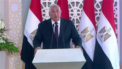 وزير الزراعة: المشروعات الكبرى تستخدم الزراعات الذكية والميكنة الحديثة