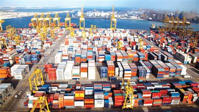 الإمارات والصين تسعيان لتبادل تجاري بقيمة 200 مليار دولار بحلول 2030