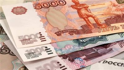 الروبل يرتفع 4% نحو تحقيق أعلى مستوياته في عدة سنوات