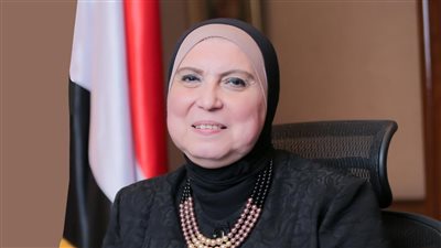 وزيرة التجارة تشارك في المنتدى الاقتصادي الدولي بمدينة بطرسبرج