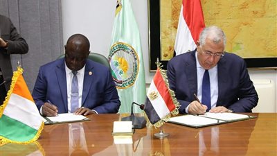 وزير الزراعة: مصر لديها تجربة متميزة في استصلاح الصحراء وإقامة مشروعات تنموية عملاقة