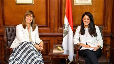 المشاط تبحث مع المديرة الإقليمية للبنك الأوروبي لإعادة الإعمار تعزيز جهود التحول الأخضر