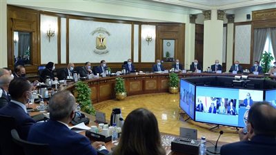 مدبولى يوجه بتشكيل مجموعة عمل لصياغة خطة عاجلة لتعزيز الصادرات المصرية إلى أفريقيا