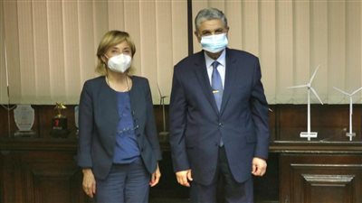 بنك الاستثمار الاوربي: حريصون على المساهمة بالمشروعات الجديدة بقطاع الكهرباء في مصر