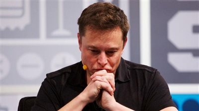 إيلون ماسك يخسر 13 مليار دولار في ليلة واحدة