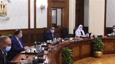 مدبولي يتابع توسيع قاعدة المستفيدين من برامج الحماية الاجتماعية