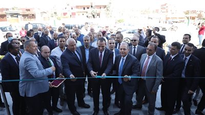 البنك الأهلي المصري يفتتح أحدث فروعه بمدينة الفرافرة| صور 