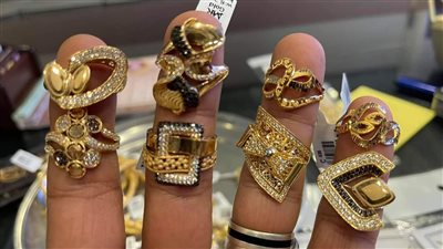  الجمارك تٌقر تطبيق القيمة المضافة على المشغولات الذهبية والفضية