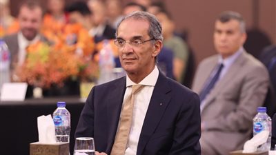 وزير الاتصالات يشهد مراسم إطلاق خدمات التوقيع والختم الإلكتروني