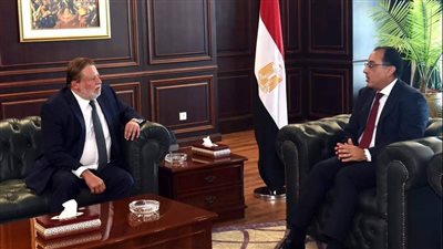 مدبولي: اجتماعات متواصل مع محافظ البنك المركزي لتحديد أجندة ومحاور المؤتمر الاقتصادي