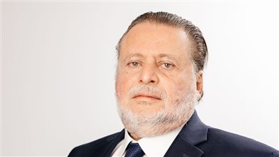 عبد الله لرؤساء البنوك: الوضع حرج والكراسي لا تدوم.. 