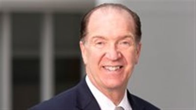 رئيس البنك الدولي يحذر من ركود تضخمي عالمي يستمر طويلاً