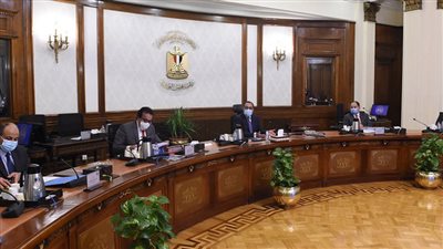 رئيس الوزراء: مستعدون لاتخاذ أي قرار لزيادة أعداد السائحين الوافدين إلى مصر