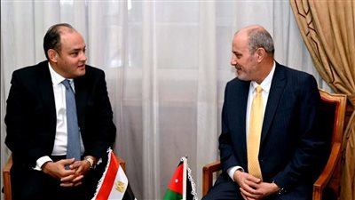 وزير الصناعة يبحث مع نظيره الأردني سبل تطوير العلاقات الاستثمارية بين البلدين