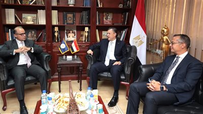 تعاون بين الرقاب المالية والسياحة لبحث فرص نمو الشركات من خلال الأنشطة المالية غير المصرفية